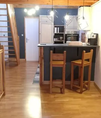 Maison De Bourg En Pierre * Saint-Maurice (Puy-de-Dome)